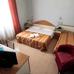 Hotel Athena 3*