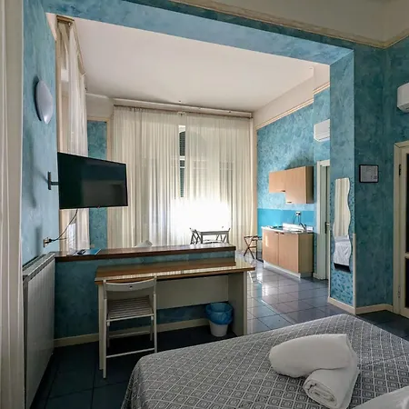Athena Hotel 3*