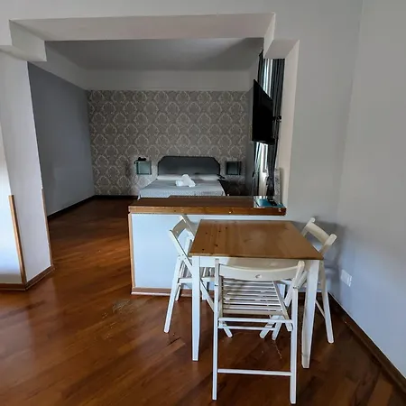 Hotel Athena 3*